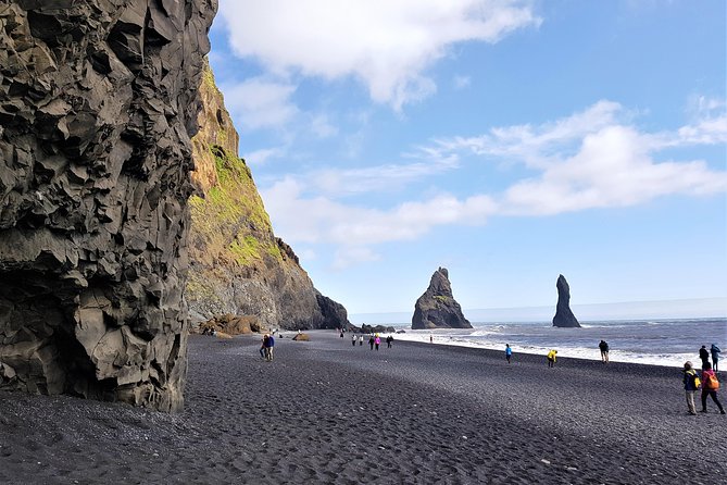 South Coast Private Day Tour - up to 9 passengers - Seljalandsfoss: How Season Changes the Experience