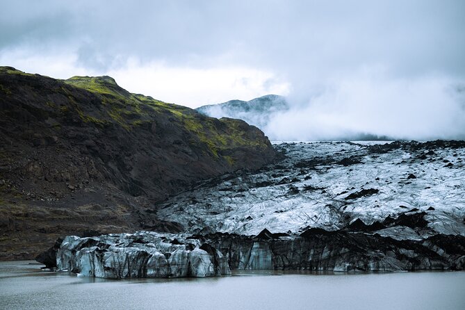 SOUTH COAST : The Discovery - Skógafoss first: the waterfall that sets the tone