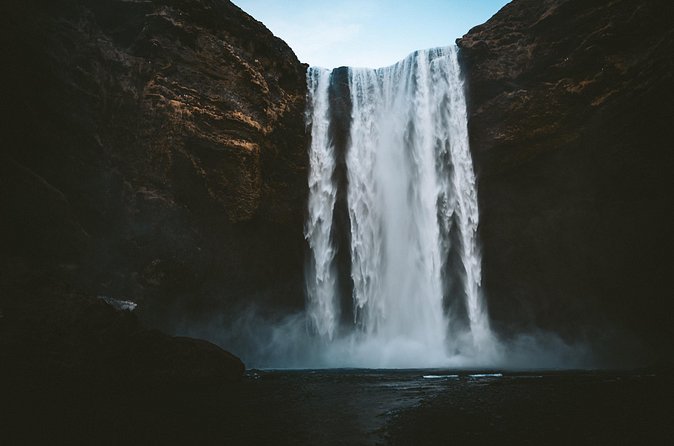 SOUTH COAST : The Discovery - Seljalandsfoss finale: the photo you’ll keep
