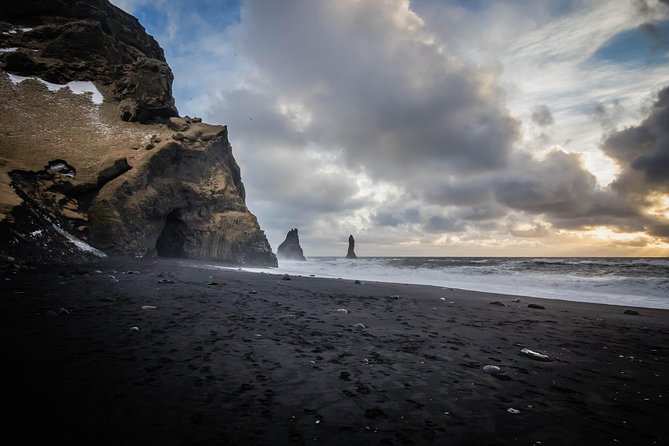 South Coast, Waterfalls and Black Beach Tour from Reykjavik - The coach ride: comfort, WiFi, and how guides protect the day