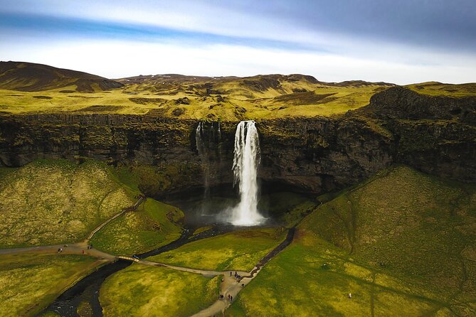 South Coast, Waterfalls and Black Sand Beach (Small Group Tour) - Seljalandsfoss and Gljúfrabúi: Walking Behind the Water When It Happens