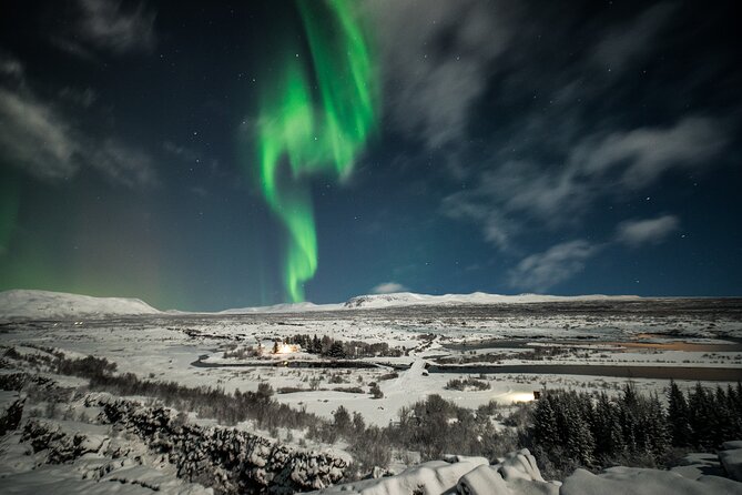 South Iceland Highlights and Northern Lights Combo Full-Day Tour - Stop 4: Vík Lunch Break, Where Timing Meets Real Choice