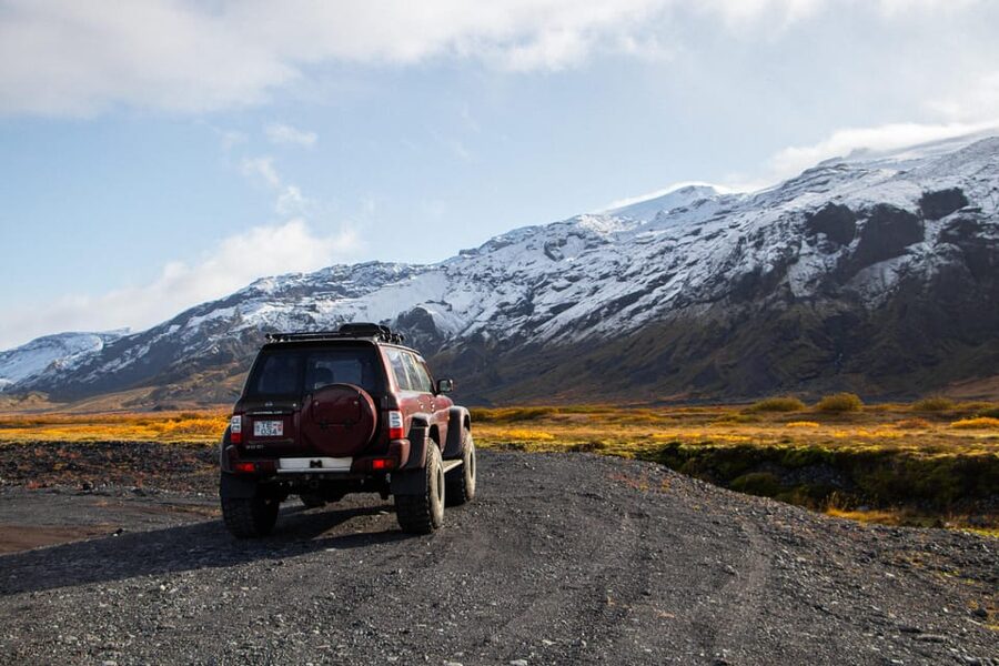 Super Jeep Private tour in Þórsmörk - Getting to the F-road: why the 1.4-hour drive matters