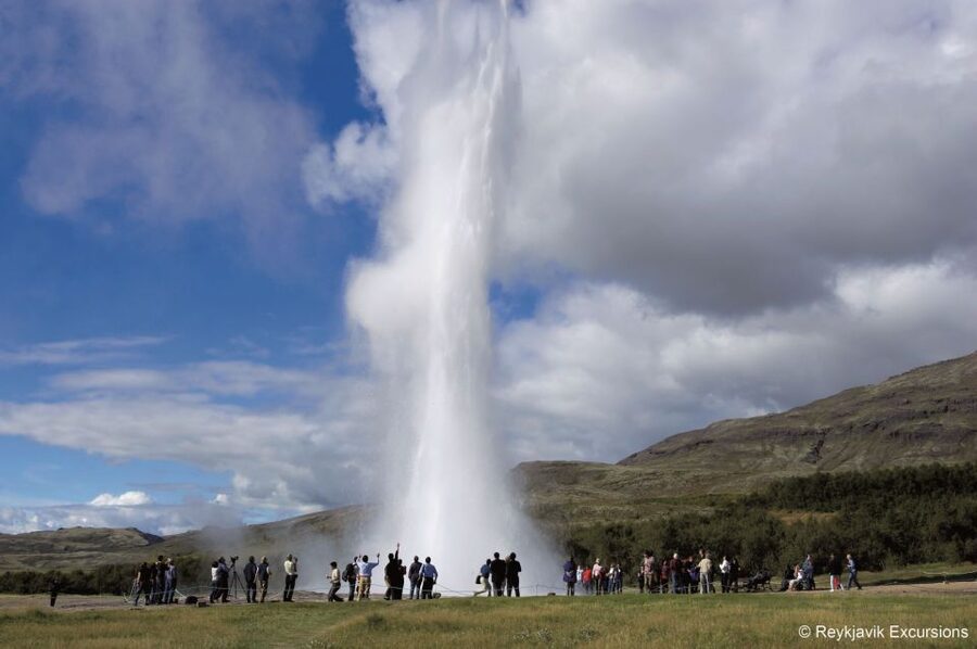 The Golden Circle & Hop On - Hop Off Combo Deal - Price and value: is $134 a good deal?
