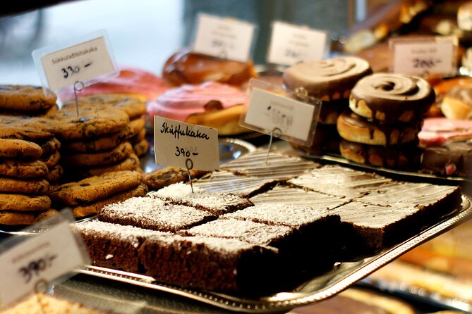 The Icelandic Sweet Tooth Tour - Laugavegur stroll: downtown route, guide stories, and an easy pace