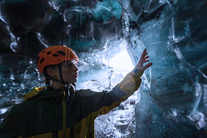 The Original Ice Cave Tour in Jökulsárlón Glacier Lagoon - What to expect inside: blue ice, uneven footing, and photo time