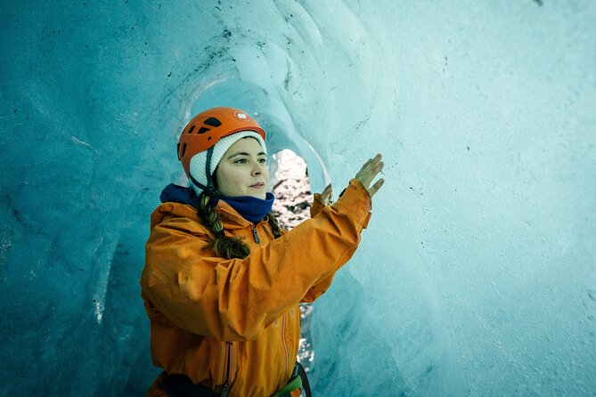 The Original Ice Cave Tour in Jökulsárlón Glacier Lagoon - The “real work” part: gear and your winter clothing checklist