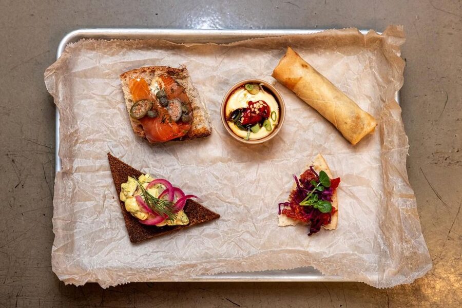The Reykjavik Christmas Food Tour - Stop-by-stop pacing: how the 3-hour itinerary keeps you fed