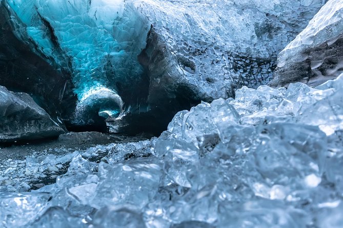 Treasure Iceland - Ice Cave Discovery - Jökulsárlón is the smart place to start