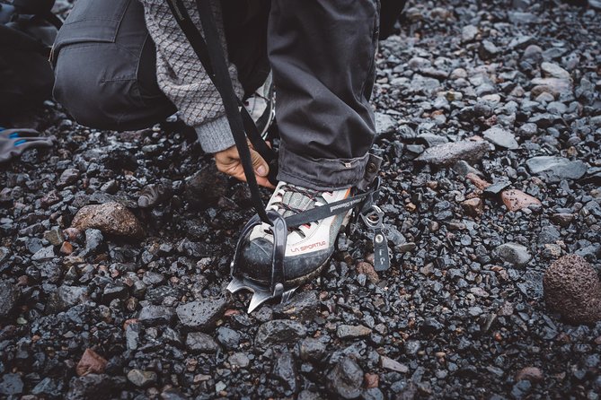 Vatnajökull Guided Beginner Glacier Walk with 4x4 Transfer - The Falljökull views: why the scenery is more than just a photo stop