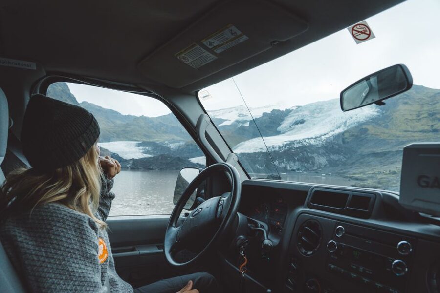 Vatnajökull: Short Glacier Encounter Walk with 4x4 Transfer - Price and value: is $122 worth it?