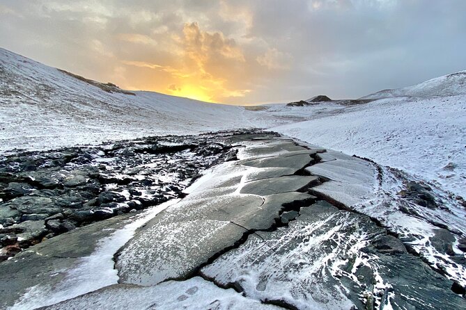 Volcano Eruption Site Hike & Reykjanes Tour from Reykjavik - Stop 1: Kleifarvatn Lake for Quick Wow Views