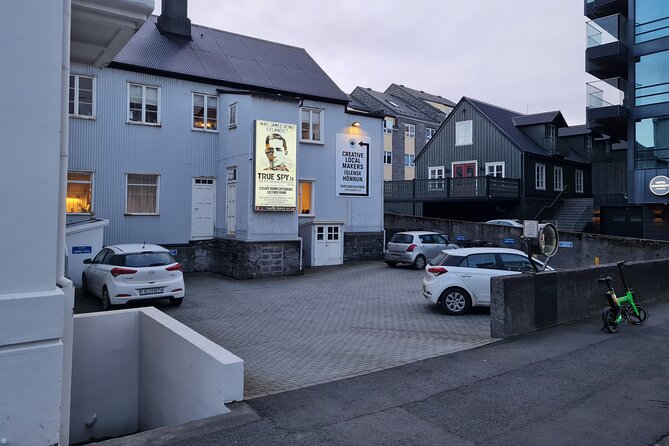 Was James Bond Icelandic? Ticket with One Hour Lecture - The one lecture stop: what happens in the True Spy Iceland room