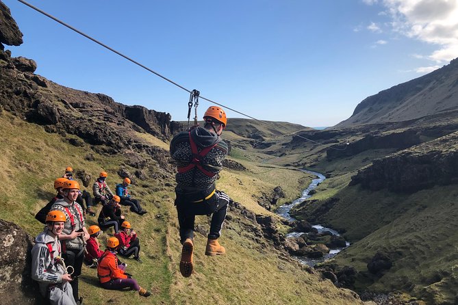 Zipline and Hiking Adventure Tour in Vík - Glacier views of Mýrdalsjökull, one clip at a time